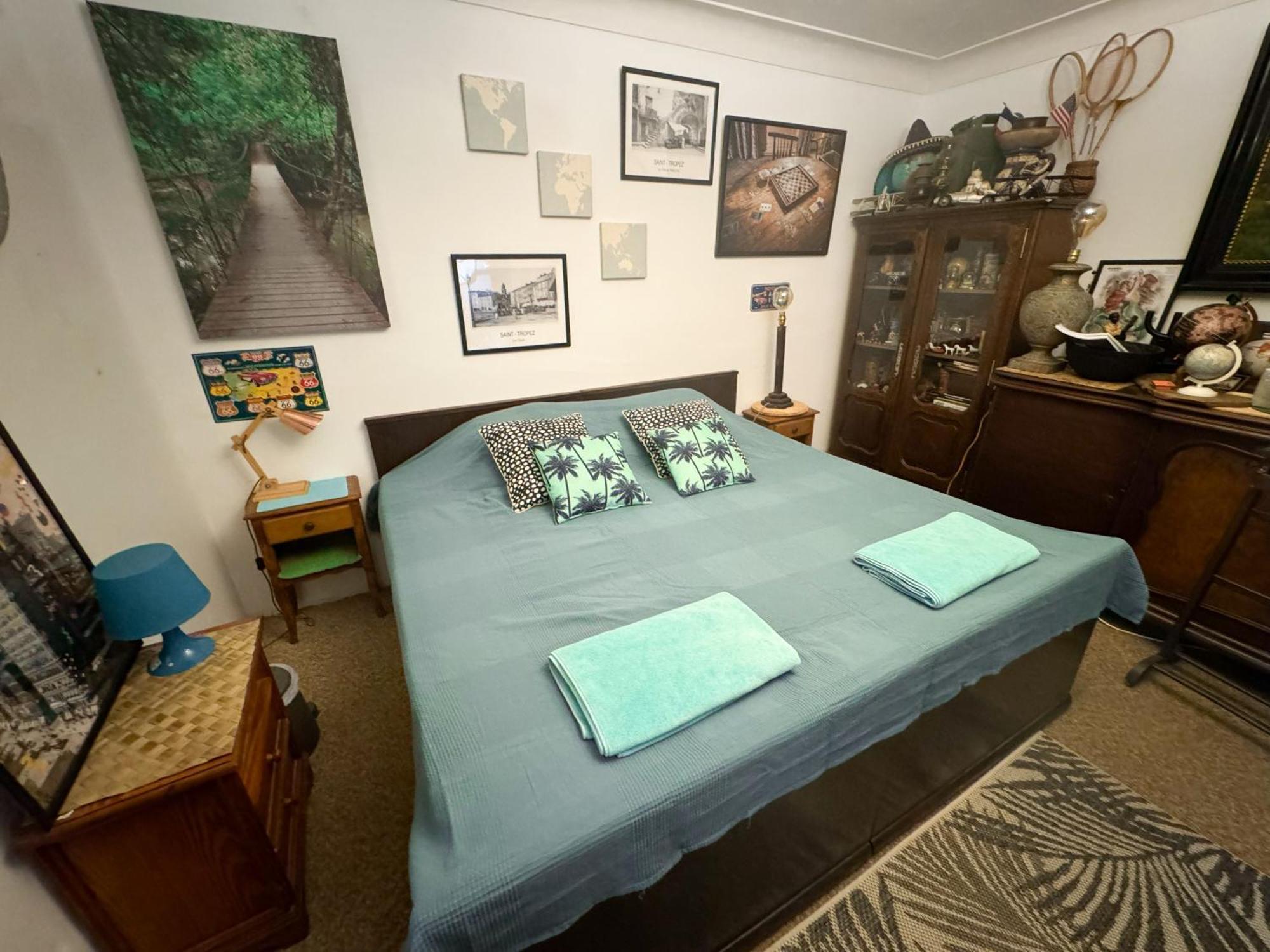 Quarto em Acomodações Particulares Chambre Privée Dans Provençale
